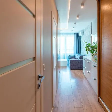 Old Town Standard By Bookinghost *